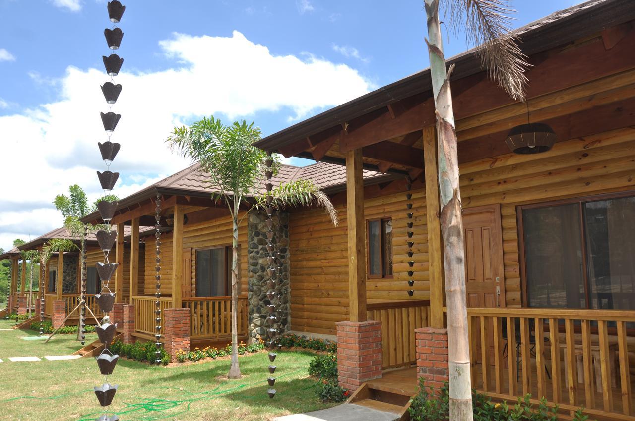 Carmen Hotel & Villas คาราวากวา ภายนอก รูปภาพ